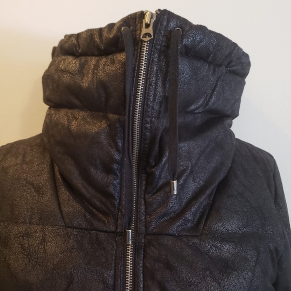 Armani Exchange Turtleneck Jacket. - Picture 7 of 13